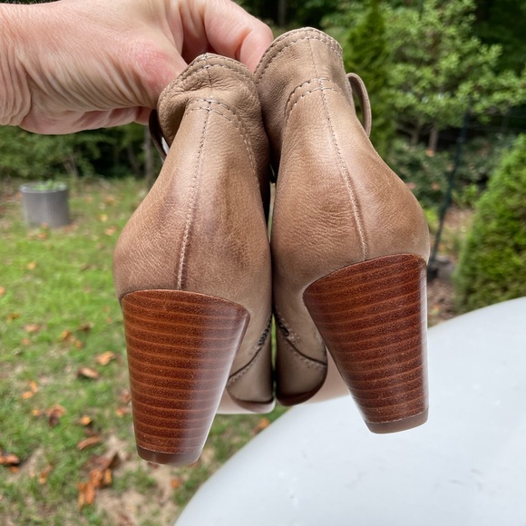 New Frye Reina Western Bootie Size 8 - Picture 11 of 13